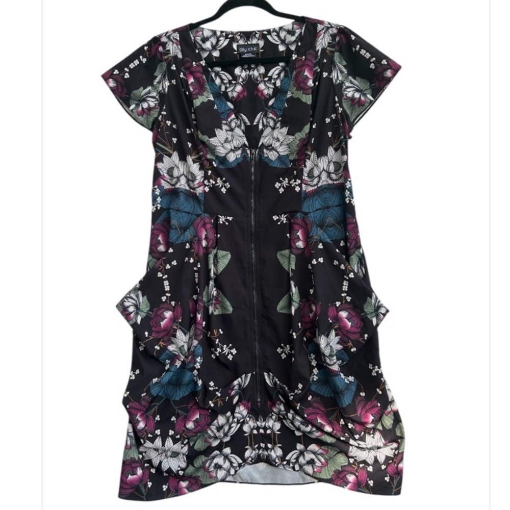 City Chic dark floral dress 12